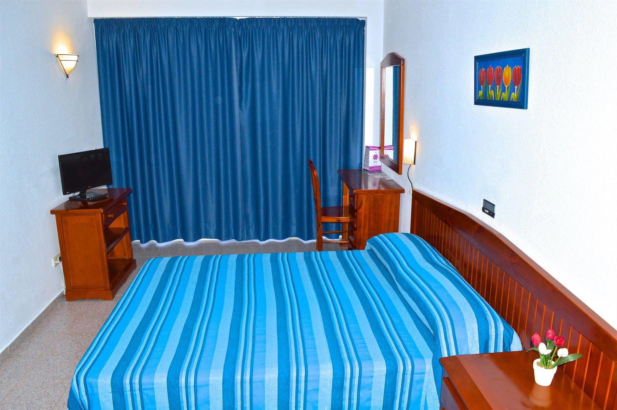 Hostal Molins Park Ибиса Екстериор снимка