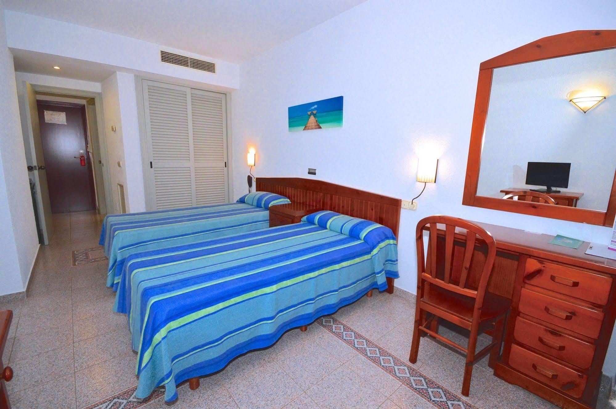 Hostal Molins Park Ибиса Екстериор снимка