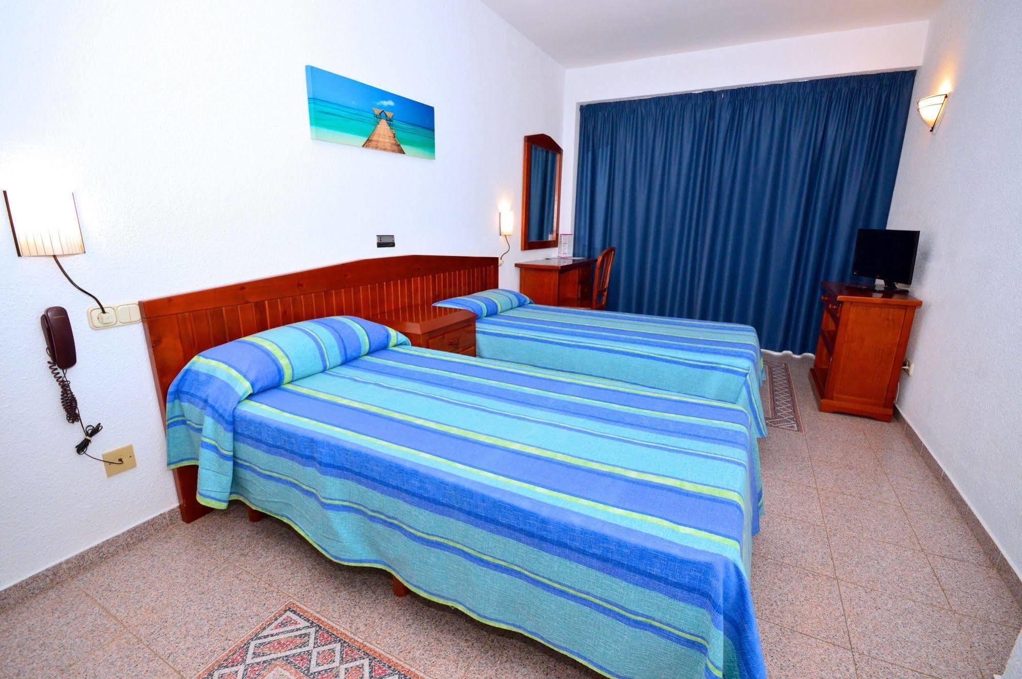 Hostal Molins Park Ибиса Екстериор снимка
